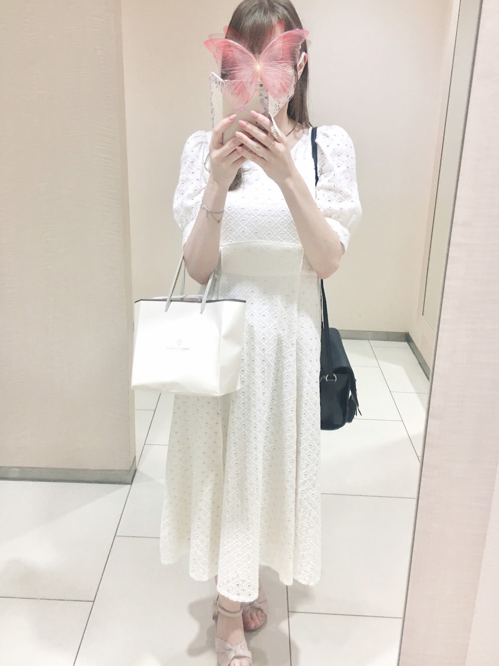 「Rewdeの前結びｳｴｯｼﾞｻﾝﾀﾞﾙ（9R18-SA07）（サンダル、ベージュ系）」を使った、𝒜𝓃𝒶さん（レディース・167cm）の秋コーディネートの1枚目の写真
