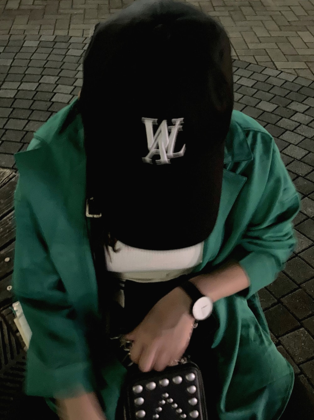 「キャップ、moussy、オトナカジュアル、緑のシャツ、韓国ファッション、オトナ女子、wooalong、緑、グリーンコーデ」｜「WOOALONGの『WOOALONG/ウアロン』Signature ball cap/シグネチャー ロゴデザイン ボールキャップ（キャップ、ブラック系）」を使った、Miiaさん（レディース・152cm）の夏コーディネートの1枚目の写真