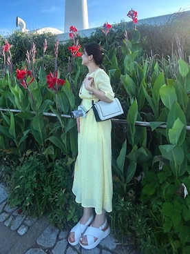 「CHARLES & KEITH（チャールズ & キース）のアイテム（ショルダーバッグ）」を使った、Miiaさん（レディース・152cm）の夏コーディネート