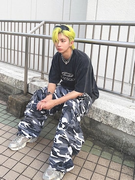 「アイテム（カーゴパンツ）」を使った、KAIYAさん（メンズ・172cm）の秋コーディネート