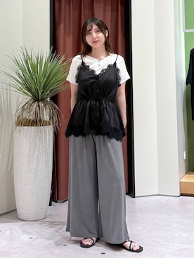 「LOWRYS FARM（ローリーズファーム）のレースサテンキャミ 1049036（キャミソール、ブラック系）」を使った、akn.さん（レディース）の夏コーディネート