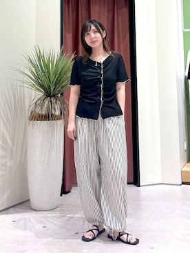 「LOWRYS FARM（ローリーズファーム）のＴＯＰモチーフステンレスネックレス 1050283（ネックレス、シルバー系）」を使った、akn.さん（レディース）の夏コーディネート