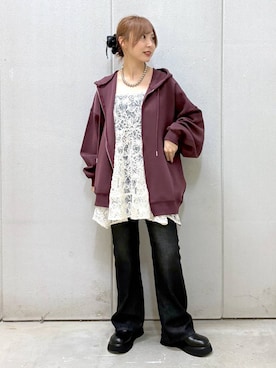 「LOWRYS FARM（ローリーズファーム）のＢＩＧＺＩＰフーディ　 452864（パーカー）」を使った、akn.さん（レディース・158cm・30代）の秋コーディネート