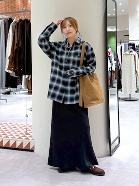 「アイテム（ローファー）」を使った、akn.さん（レディース・158cm・30代）の秋コーディネート
