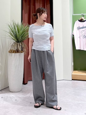 「LOWRYS FARM（ローリーズファーム）のチュールレイヤードＳＳ 1032082（Tシャツ/カットソー、ブルー系）」を使った、akn.さん（レディース）の夏コーディネート
