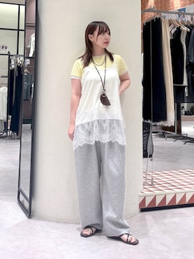 「LOWRYS FARM（ローリーズファーム）のカットイージーコクーンパンツ　292362（スウェットパンツ、グレー系）」を使った、akn.さん（レディース）の夏コーディネート
