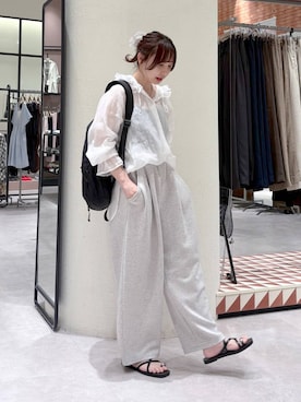 「LOWRYS FARM（ローリーズファーム）のカットイージーコクーンパンツ　292362（スウェットパンツ、グレー系）」を使った、akn.さん（レディース）の春コーディネート