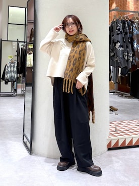 「アイテム（サンダル）」を使った、akn.さん（レディース・158cm・30代）の秋コーディネート