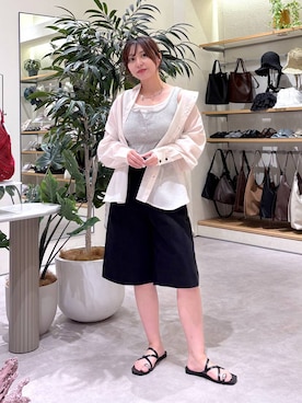 「LOWRYS FARM（ローリーズファーム）のシアーシャツＬＳ  605853（シャツ/ブラウス、ホワイト系）」を使った、akn.さん（レディース）の夏コーディネート
