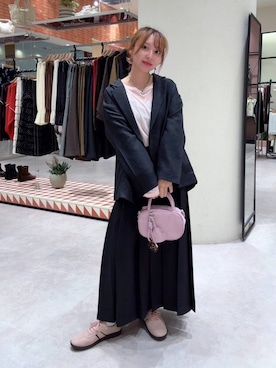 「アイテム（テーラードジャケット）」を使った、akn.さん（レディース・158cm・30代）の秋コーディネート