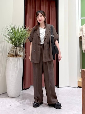 「LOWRYS FARM（ローリーズファーム）のドレーププルオーバーSS 1053677（Tシャツ/カットソー、ベージュ系）」を使った、akn.さん（レディース）の夏コーディネート