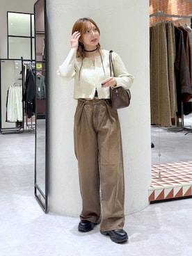 「アイテム（ボストンバッグ）」を使った、akn.さん（レディース・158cm・30代）の秋コーディネート