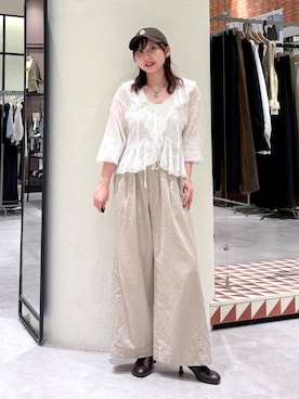 「LOWRYS FARM（ローリーズファーム）のイージーバギーデニム　601067（デニムパンツ、ベージュ系）」を使った、akn.さん（レディース）の春コーディネート