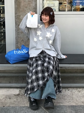 「VANNIE U（ヴァニーユー）のアイテム」を使った、rin.さん（レディース・153cm）の春コーディネート
