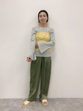 「アイテム（チューブトップ、イエロー系）」を使った、noriさん（レディース・155cm）の春コーディネート