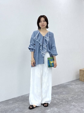 「LEPSIM（レプシィム）の刺繍ロゴポーチ　638673（Porch、グリーン系）」を使った、noriさん（レディース・155cm）の春コーディネート