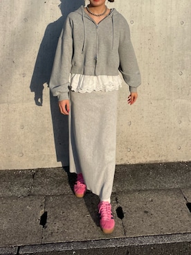 「アイテム（付け襟）」を使った、ひなたさん（レディース・161cm）の秋コーディネート