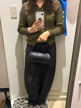 「YAHKI（ヤーキ）のアイテム」を使った、minamiさん（レディース・155cm）の秋コーディネート