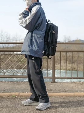 「NIKE（ナイキ）のアイテム（ナイロンジャケット）」を使った、おしんさん（メンズ・173cm・20代）の春コーディネート