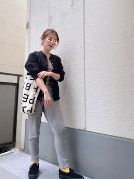 「カラーソックス」｜「アイテム（スリッポン）」を使った、がじゅめさん（レディース・151cm）の春コーディネート