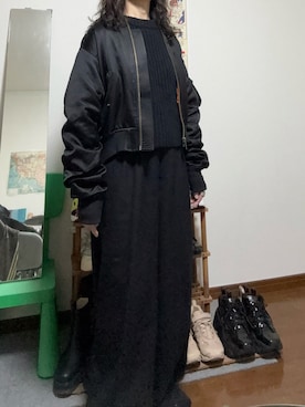 「アイテム（MA-1）」を使った、Meg Iwamotoさん（レディース・162cm）の冬コーディネート