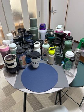 「アイテム（食器/キッチン）」を使った、Meg Iwamotoさん（レディース・162cm）の秋コーディネート