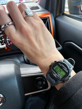 「TIMEX（タイメックス）のアイテム」を使った、Meg Iwamotoさん（レディース・162cm）の冬コーディネート