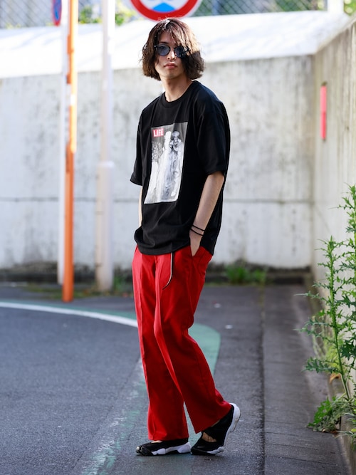 黒tシャツ 夏 メンズ