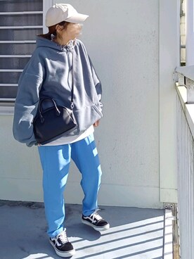 「ゆるカジ」｜「アイテム（帽子）」を使った、piiiikoさん（レディース・152cm）の秋コーディネート