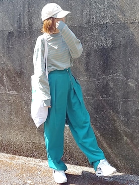 「L.H.P（エルエイチピー）のアイテム（スラックス）」を使った、piiiikoさん（レディース・152cm）の春コーディネート
