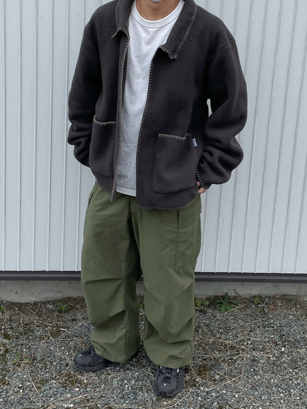 「stussy、STUSSY、stussy21aw、stussyjapan、ミリタリーコーデ、M65、m65パンツ」｜「usedのアイテム（カーゴパンツ、グリーン系）」を使った、りっくんさん（メンズ・170cm）の秋コーディネートの1枚目の写真