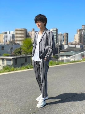 「BEAMS HEART（ビームスハート）のアイテム（テーラードジャケット、その他）」を使った、渡邉康輝さん（メンズ・179cm）の夏コーディネート