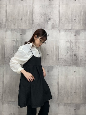 「ノーカラーシャツ」｜「アイテム（ワンピース/ドレス）」を使った、HITOMIさん（レディース・155cm）の春コーディネート