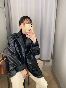 「LHME（エルエイチエムイー）のアイテム（リング）」を使った、HITOMIさん（レディース・155cm）の冬コーディネート