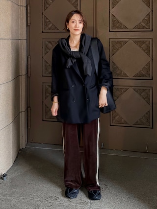 「anuke(アンヌーク)のVelour Track Pants 62620704(その他パンツ)」を使った、金子三記(miki)さん(レディース・170cm)の秋コーディネート