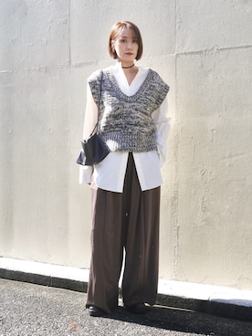 「アイテム（トップス）」を使った、金子三記(miki)さん（レディース・170cm）の秋コーディネート