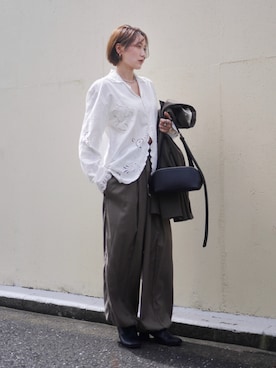 「アイテム（テーラードジャケット）」を使った、金子三記(miki)さん（レディース・170cm）の秋コーディネート