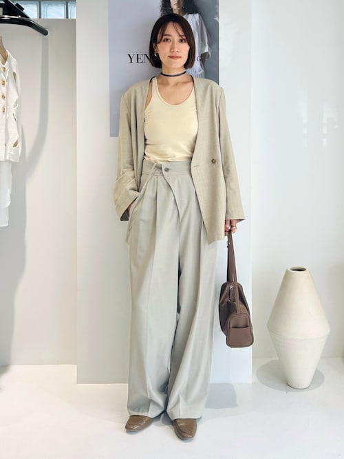 ETRE' TOKYO ノーカラージャケット Mサイズ ベージュ ETRE' TOKYO ノーカラージャケット Mサイズ ベージュ