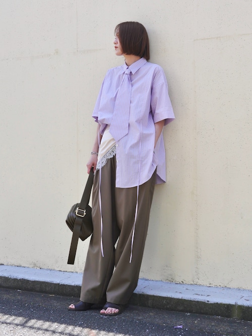 「MAISON SPECIAL(メゾンスペシャル)の【PRE-ORDER】Half-Sleeve Over Tie Shirt/ハーフスリーブオーバーネクタイシャツ(シャツ/ブラウス)」を使った、金子三記(miki)さん(レディース・170cm)の夏コーディネート