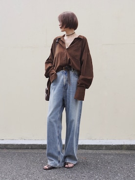 「OSOI（オソイ）のアイテム」を使った、金子三記(miki)さん（レディース・170cm）の秋コーディネート
