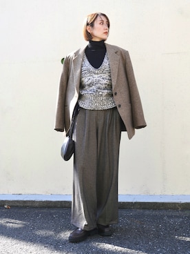 「アイテム（テーラードジャケット）」を使った、金子三記(miki)さん（レディース・170cm）の冬コーディネート