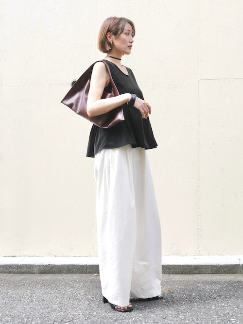 7*y様 anuke / Uneck Peplum Tops ブラック FREE Uneck Peplum Tops（T