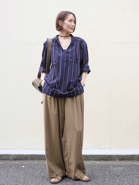 「秋服」｜「アイテム（サンダル）」を使った、金子三記(miki)さん（レディース・170cm）の秋コーディネート