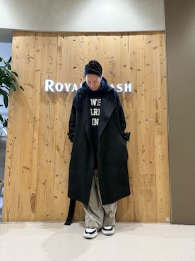 「アイテム（トレンチコート）」を使った、akihiro_okadaさん（メンズ・175cm）の秋コーディネート