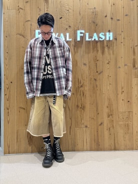 「FR(13)NDS（フレンズ）のアイテム」を使った、akihiro_okadaさん（メンズ・175cm）の春コーディネート