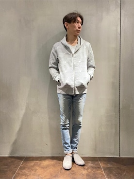 「アイテム（パーカー）」を使った、HIGH STREET_officialさん（メンズ・174cm）の夏コーディネート