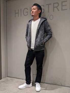 「アイテム（スラックス、ブラック系）」を使った、HIGH STREET_officialさん（メンズ・166cm）の秋コーディネート