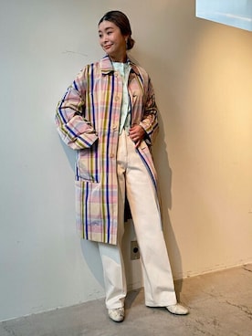 「BACCA（バッカ）のナチュラルデニム ハイウエストスラックスパンツ（デニムパンツ）」を使った、Hanada_TOMORROWLANDさん（レディース・166cm）の春コーディネート