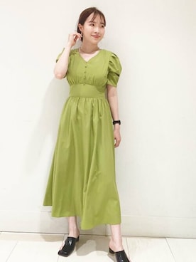 「お呼ばれ」｜「アイテム（サンダル）」を使った、N. STAFFさん（レディース・159cm）の春コーディネート