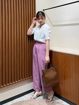 「お呼ばれ」｜「アイテム（スラックス）」を使った、N. STAFFさん（レディース・158cm）の春コーディネート